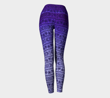 Load image into Gallery viewer, Tribal Dream Catcher Bold Legging
