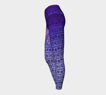 Load image into Gallery viewer, Tribal Dream Catcher Bold Legging
